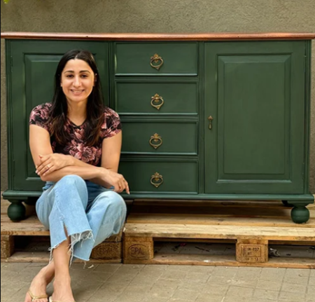 Paintmomzy’s Exclusive Furniture Painting Workshop in Delhi on 18th January